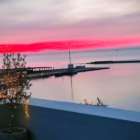Majestic Penthouse In The Heart Of Patraアパートメント エクステリア 写真