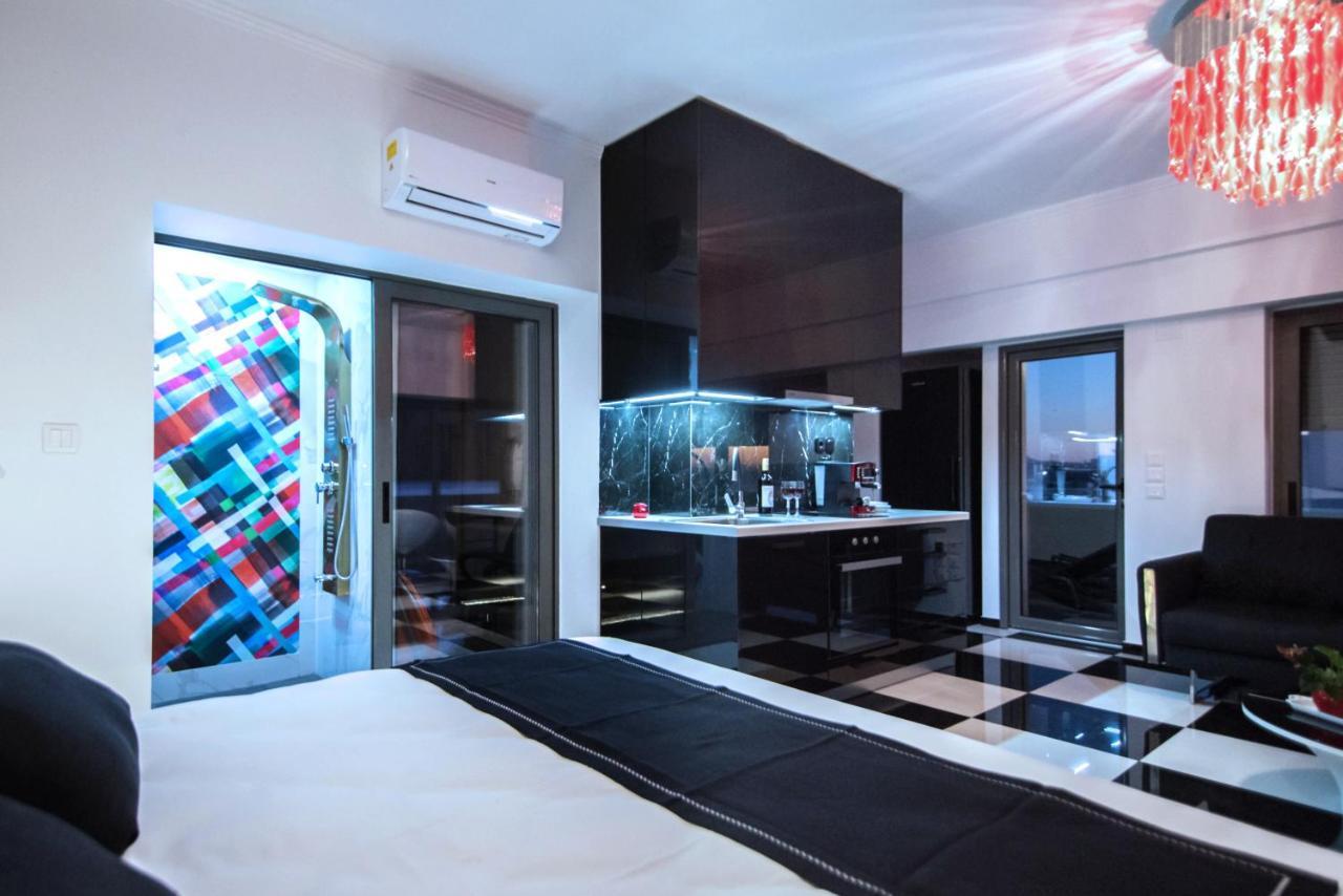 Majestic Penthouse In The Heart Of Patraアパートメント エクステリア 写真